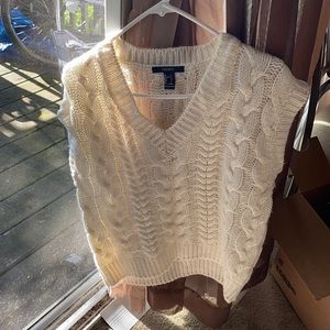 White plain sweater vest size small